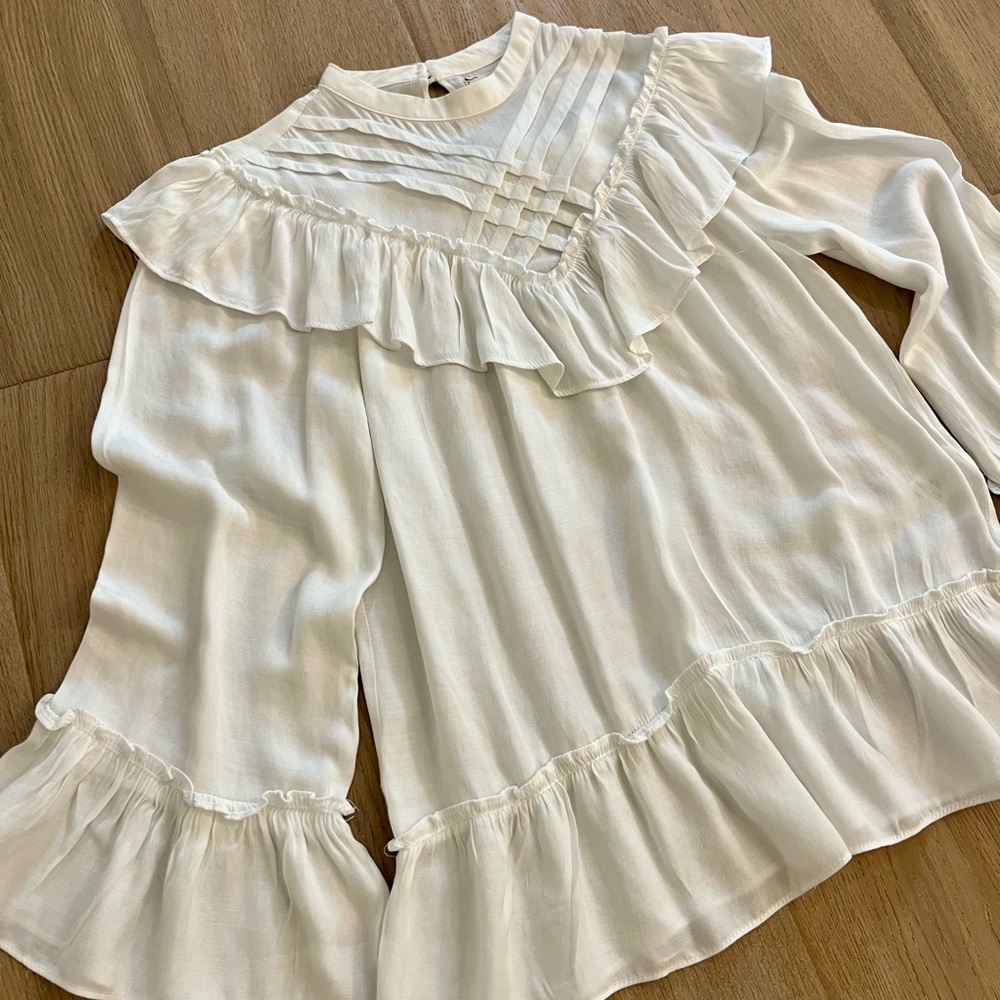 Max Studio Ivory Ruffled Blouse - Picture 2 of 8